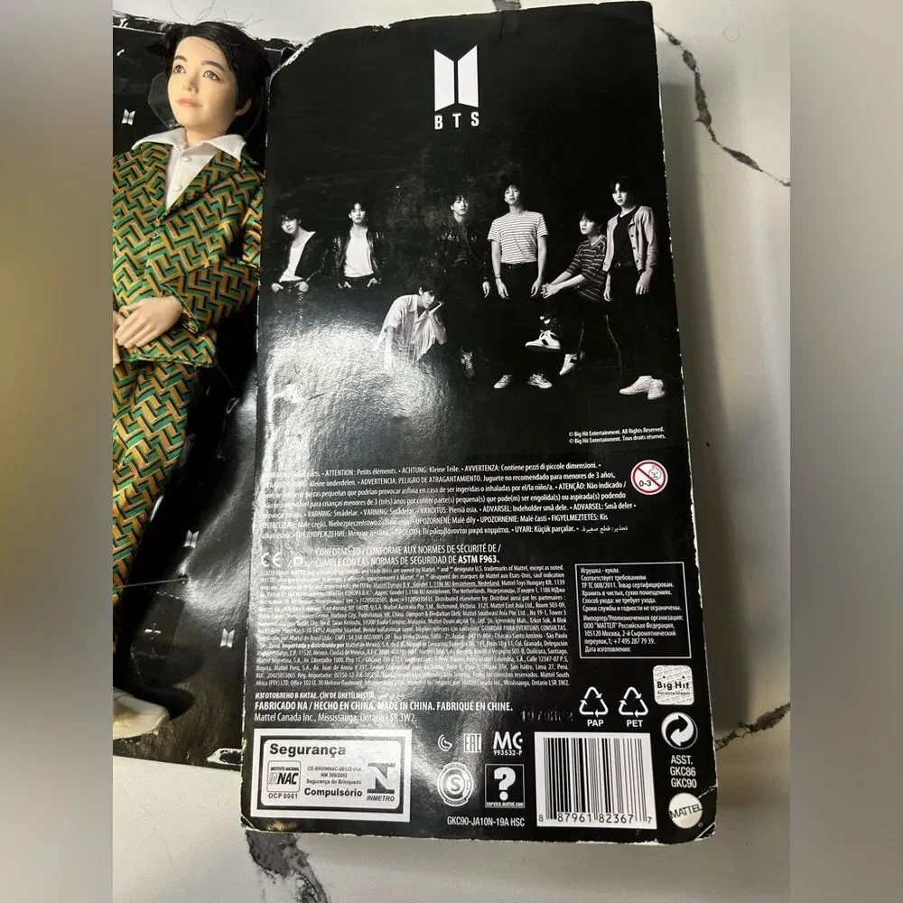Stylish Patterned Suit Dolls Set